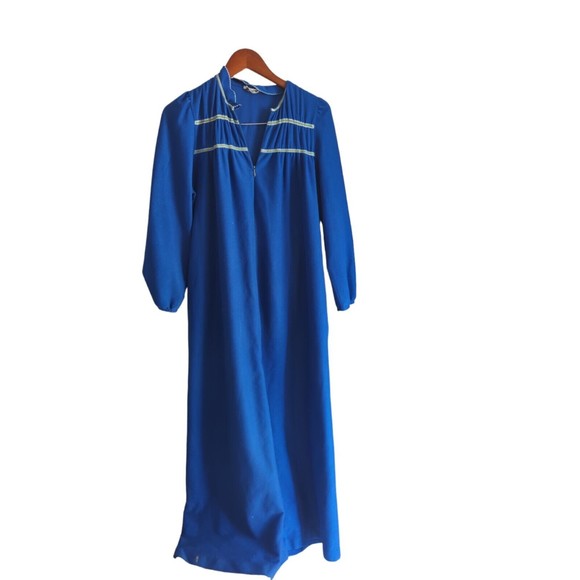 VTG Vasserette Women's M Velvelour Royal Blue Long Winter Robe - Picture 1 of 7
